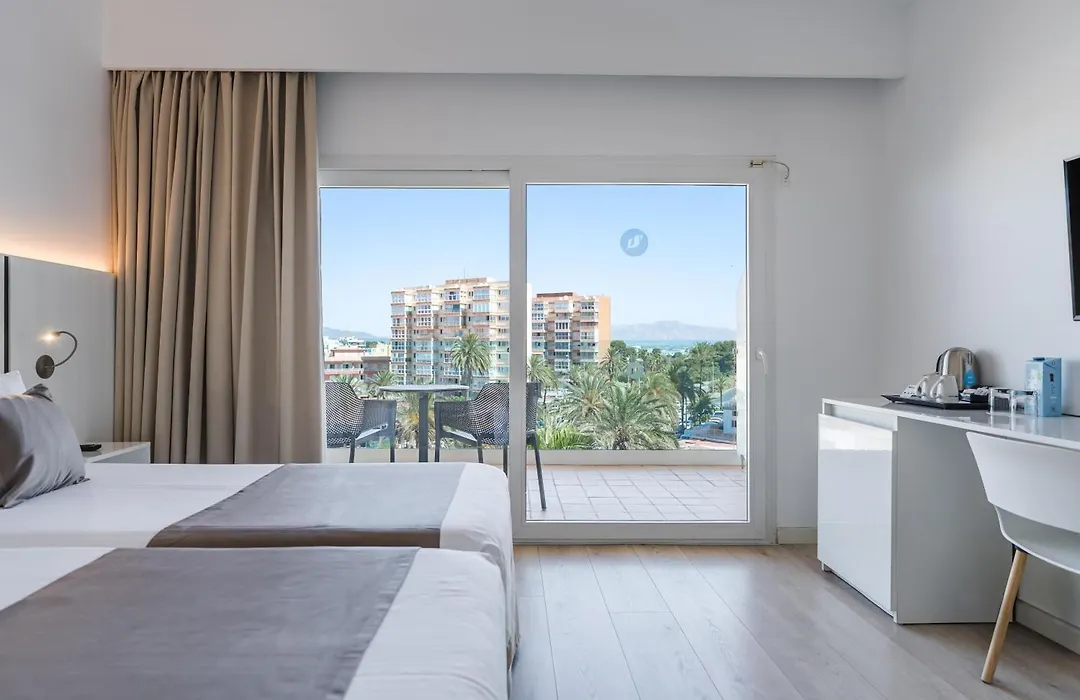 THB El Cid - Adults Only-1