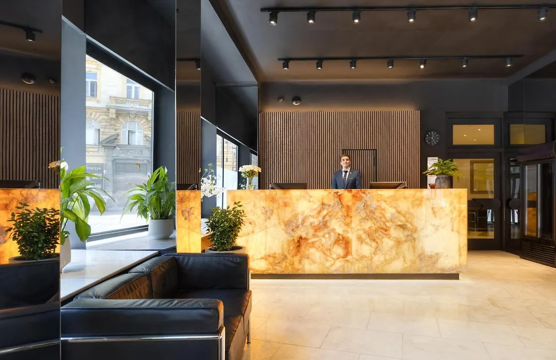 Hotel Harmony-1