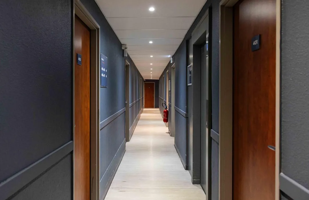 Teneo Apparthotel Bordeaux - Gare Saint Jean-1
