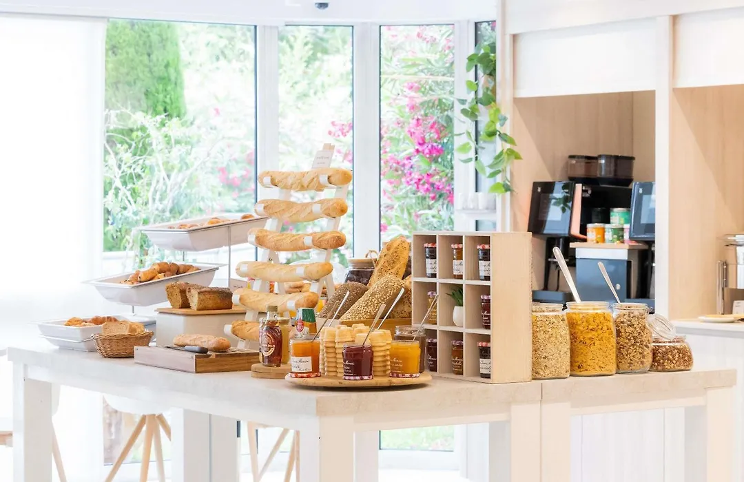 Novotel Suites Montpellier Antigone-1