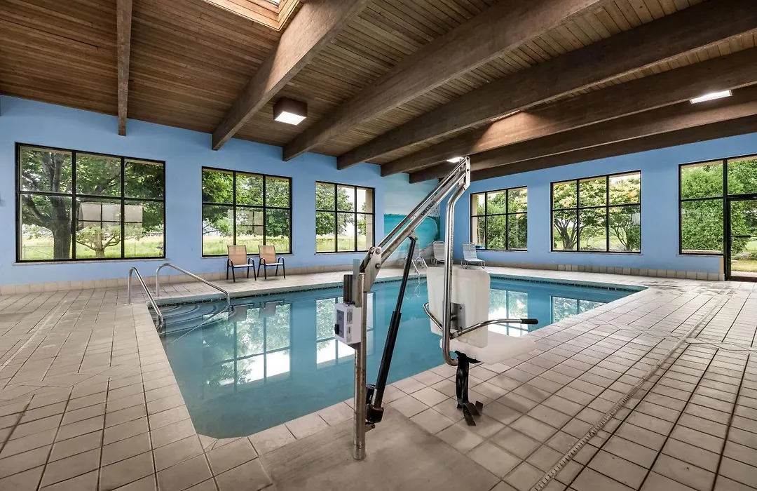 Baymont By Wyndham Janesville-1