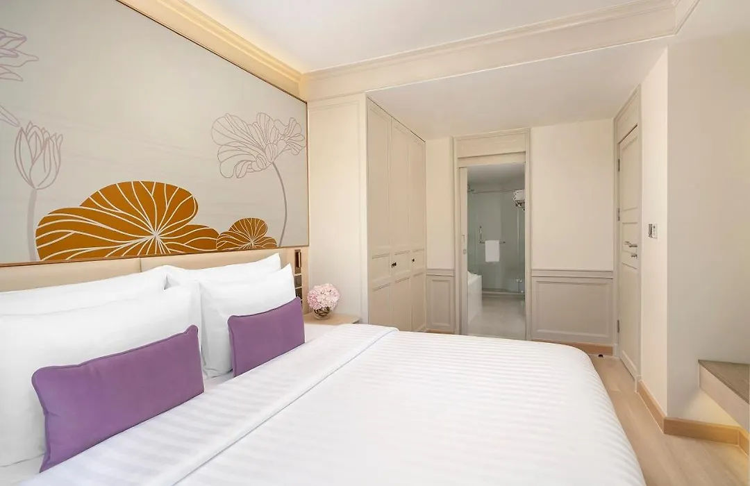 Centre Point Sukhumvit 10-1