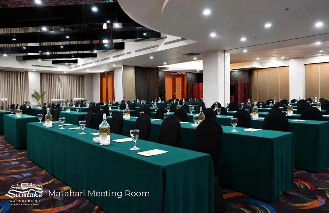 Sunlake Waterfront Resort & Convention-1