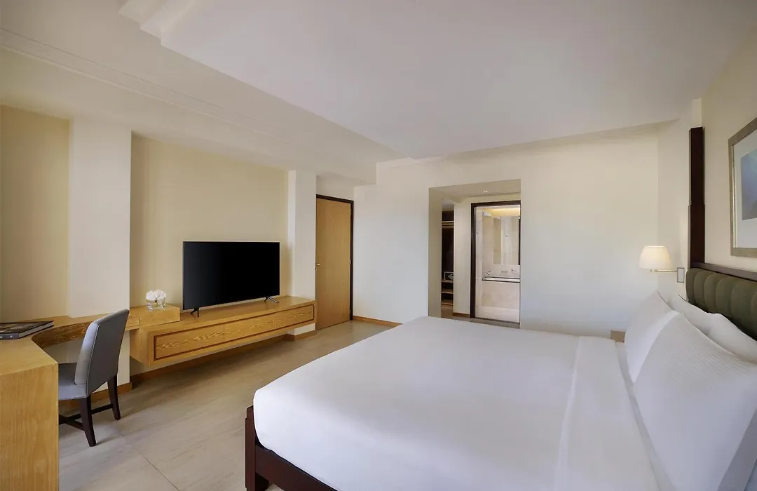 Hilton Muscat Al Bandar-1