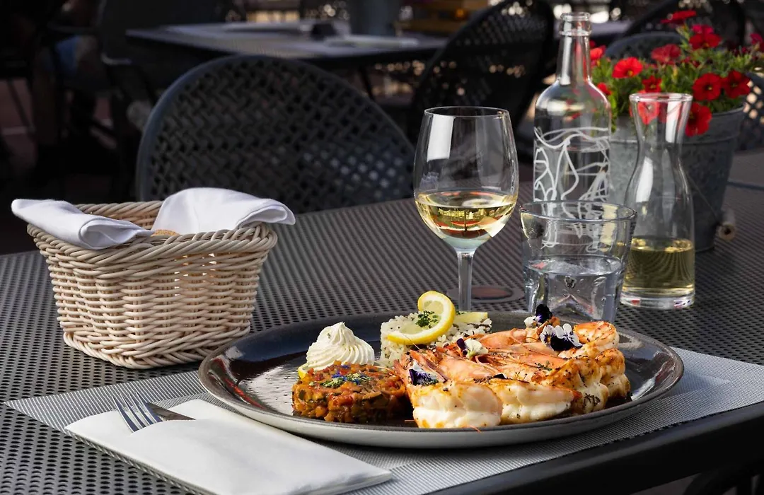 Hotel Sonne St. Moritz 3* Superior-1