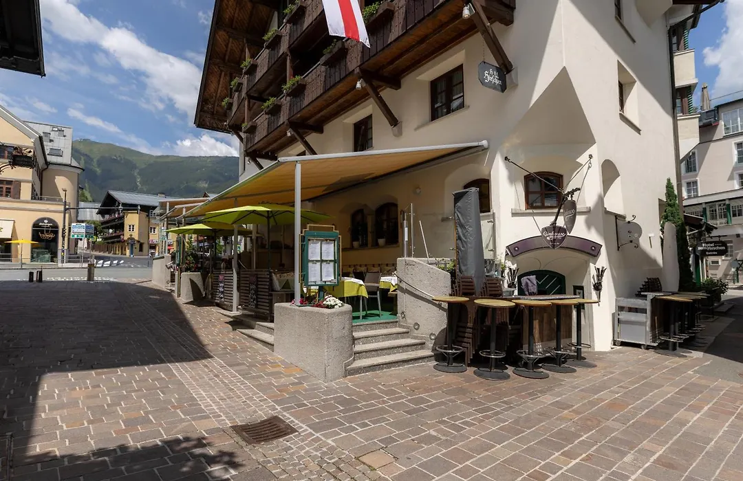 Hotel Zum Hirschen Zell Am See-1