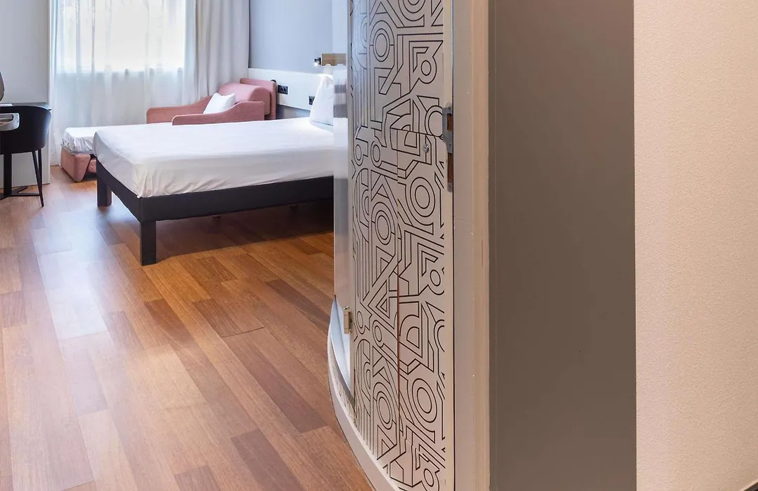 Ibis Murcia-1