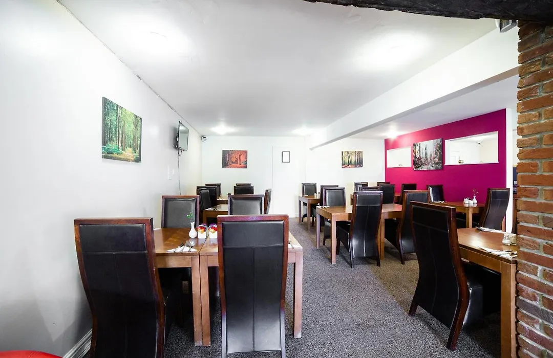 Oyo White Horse Lodge Hotel, East Thirsk-1