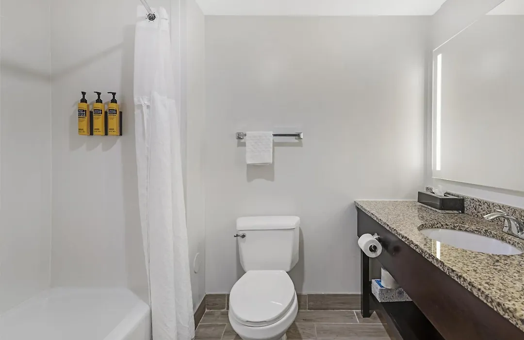 Best Western Plus Brunswick Bath-1