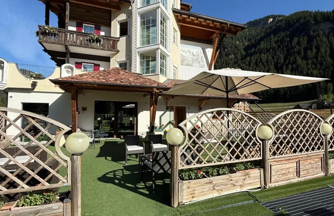 Chalet Pineta Relax Location-1
