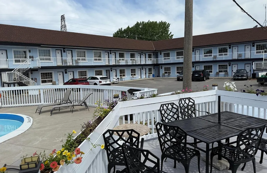 Falls Lodge By The Falls-1