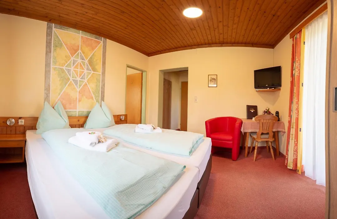 Hotel Landhof Simeter Gmbh-1