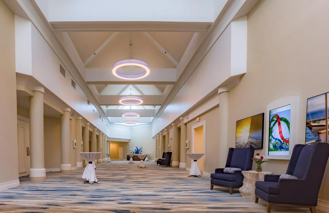 Holiday Inn Newport News - Hampton By Ihg-1