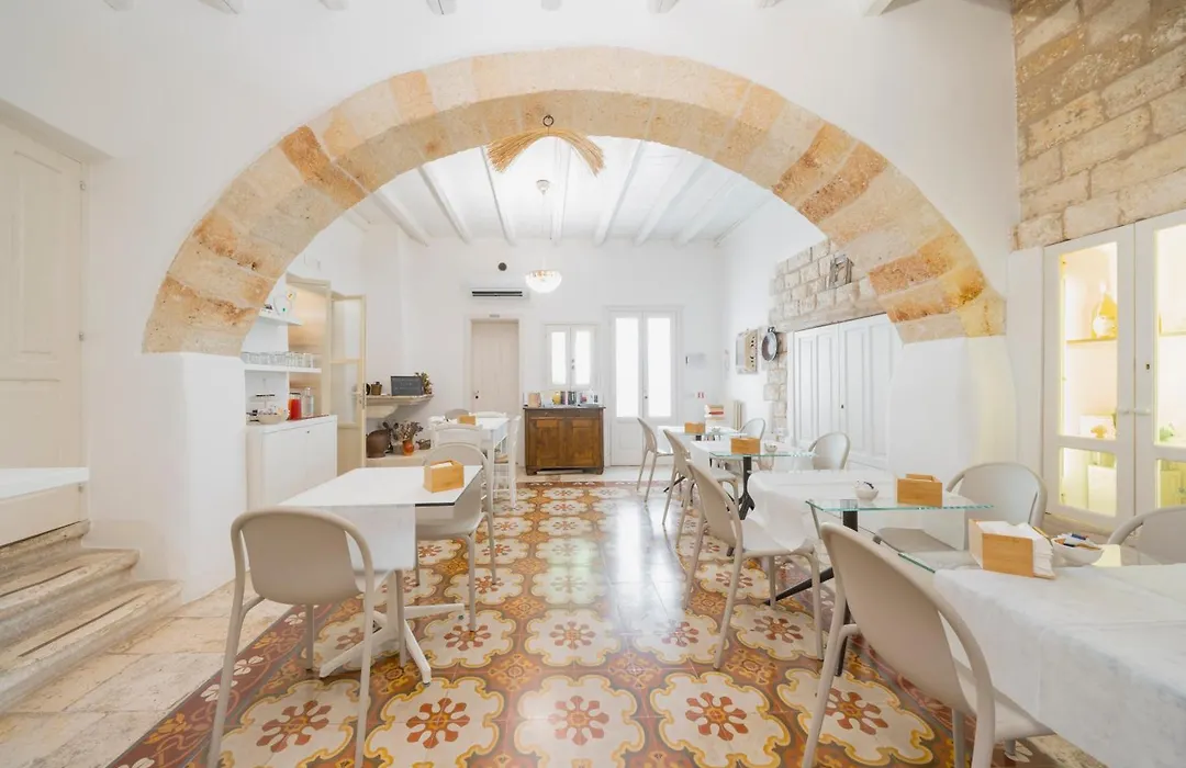 Antico Mondo Rooms & Suites-1