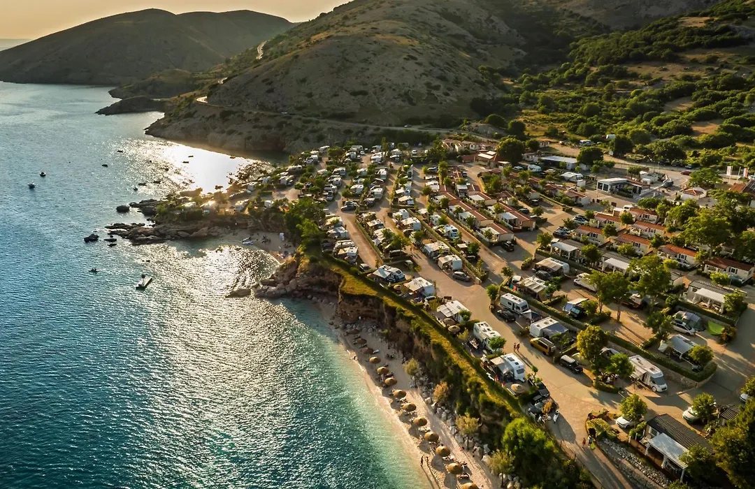Skrila Sunny Camping-1