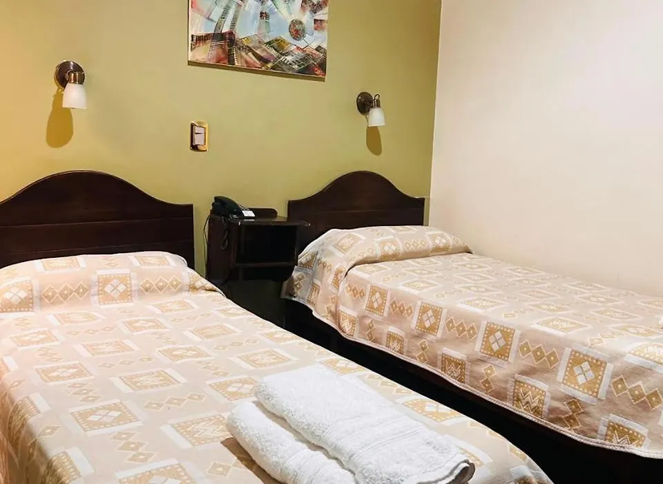 Hotel Selby-1