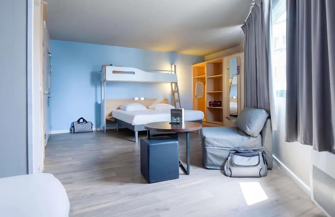 ibis budget Brest Centre Port-1