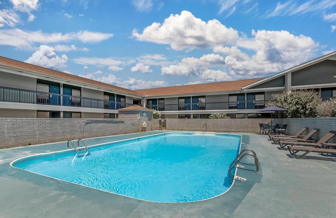Best Western University Inn-1