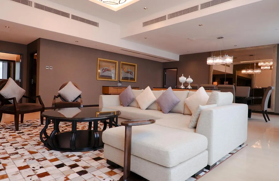 Grandis Hotel-1