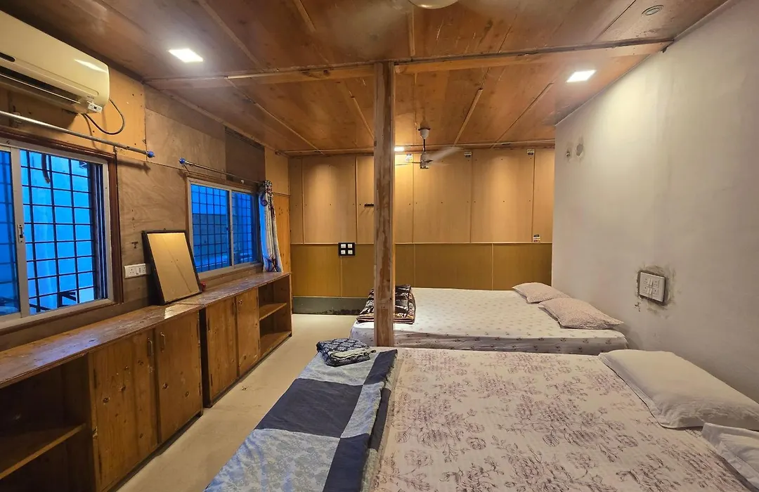 Lakshmi Heritage Tourist Home-1