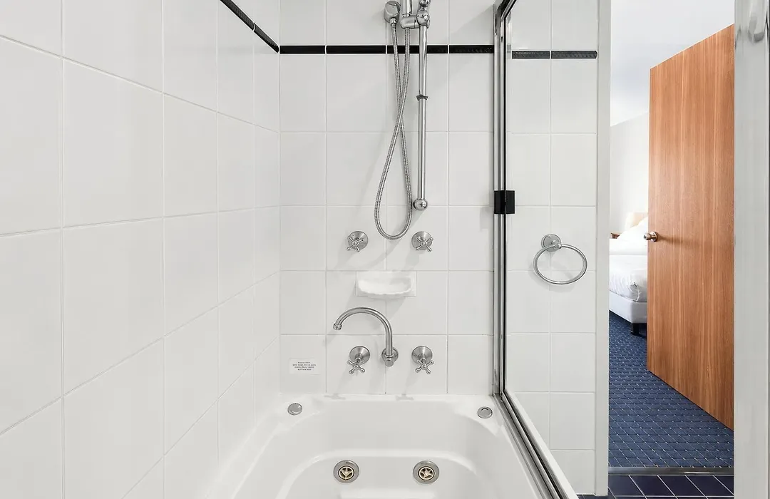 Gladstone Capricorn Apartments-1