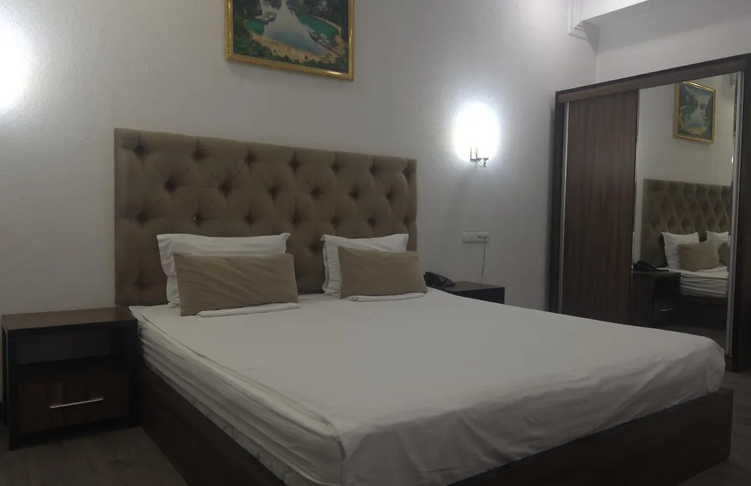 Grand Art Hotel-1