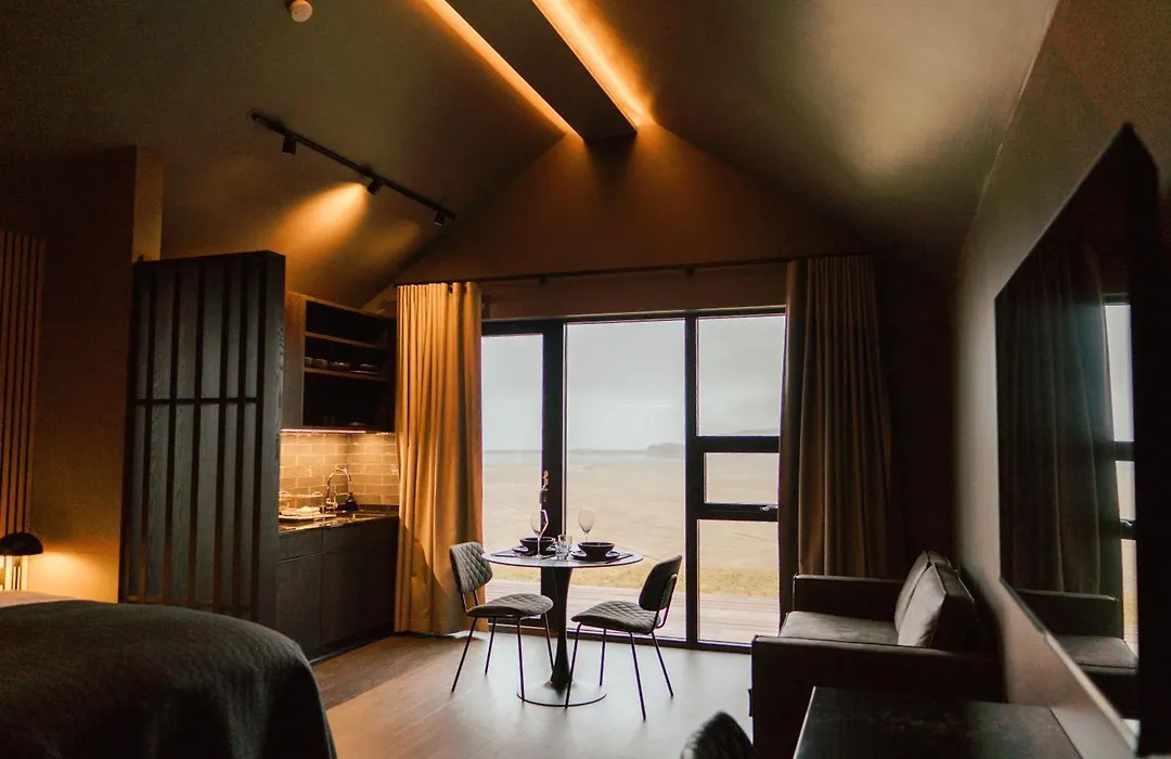 Black Beach Suites-1