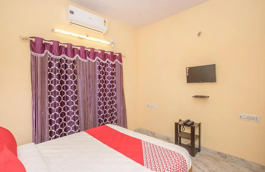 Hotel O Sai Kuteer Near Ragigudda Sri Prasanna Anjaneyaswamy Temple-1