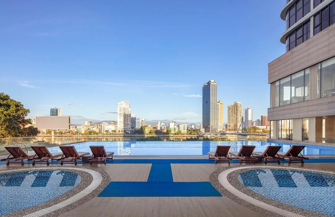 Melia Vinpearl Danang Riverfront-1