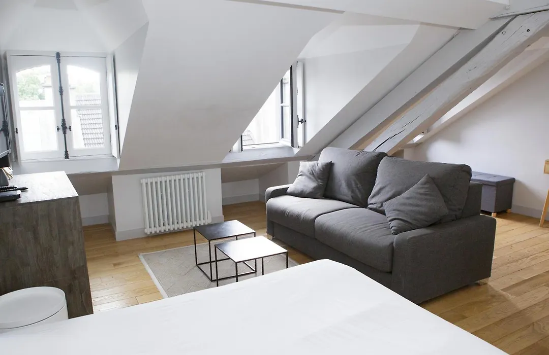 Apparts De L'Oncle Louis-1