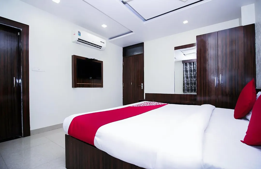Hotel O Galaxy Palace-1