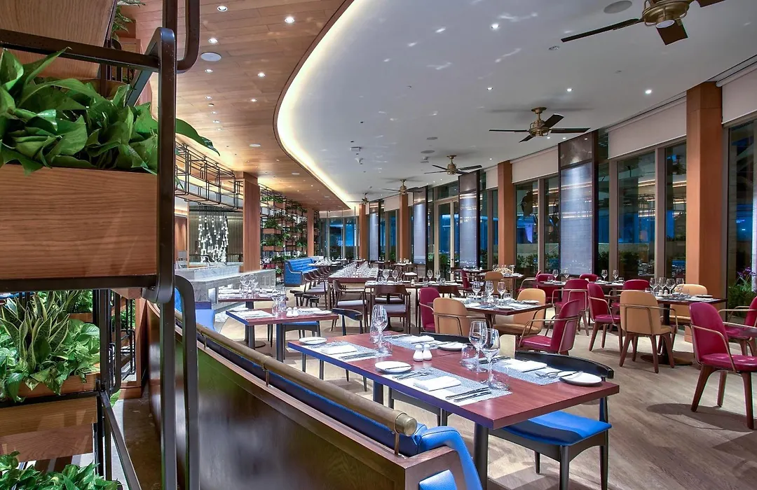 Hilton Da Nang-1