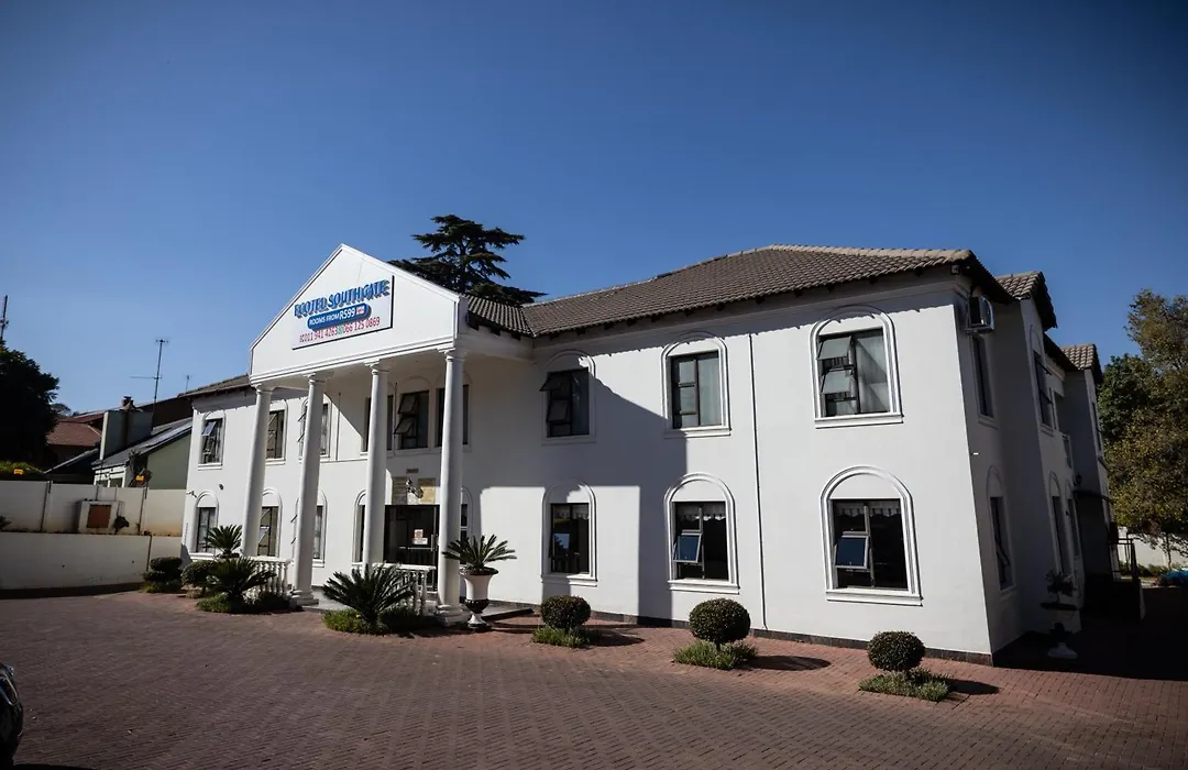 Ecotel Southgate-1