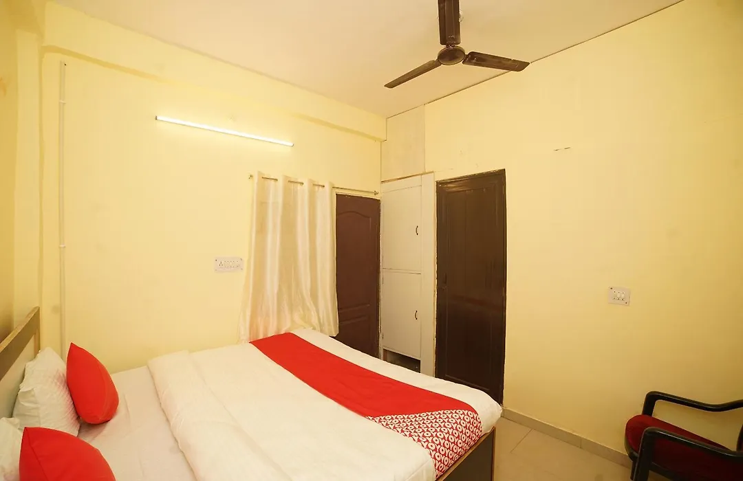 Hotel O Paras Guest House & Restaurant-1