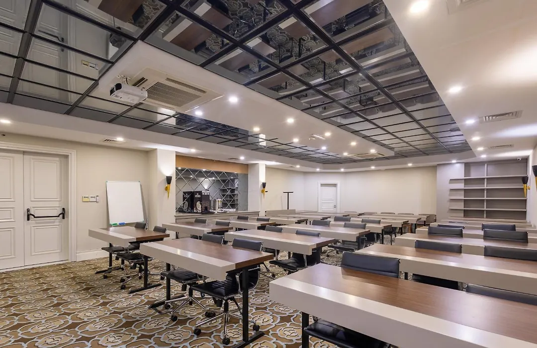 Reo Hotel-1