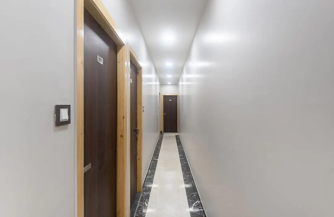 Hotel Blue Executive Near Chhatrapati Shivaji International Airport-1