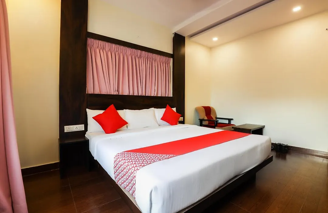 Hotel O Royal Wood Premier-1
