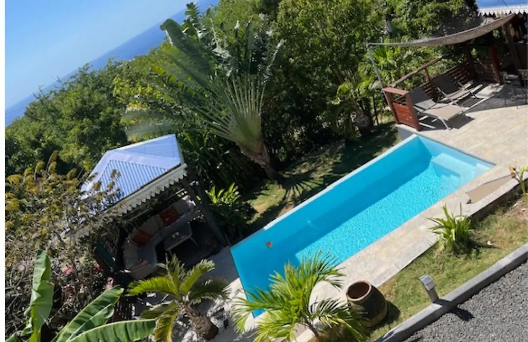 Bungalow La Tortue Bleue Piscine & Malendure-1