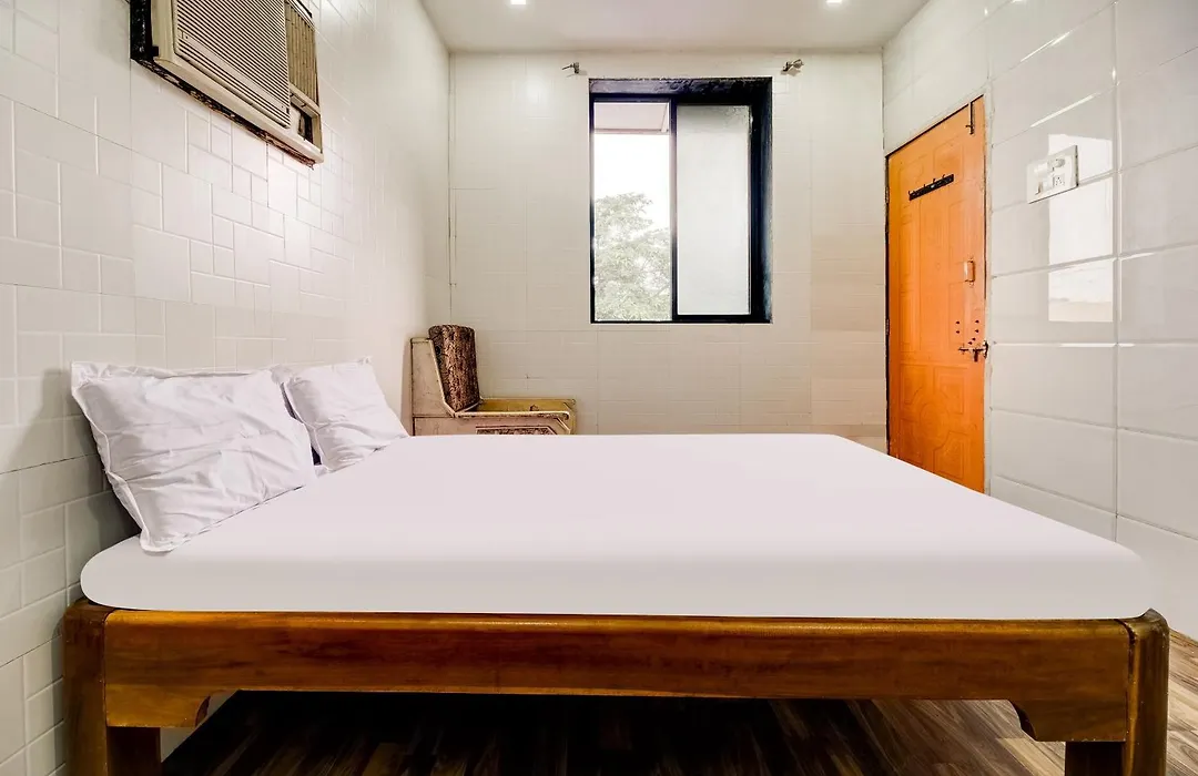 Hotel O Sargam Lodging And Boarding-1