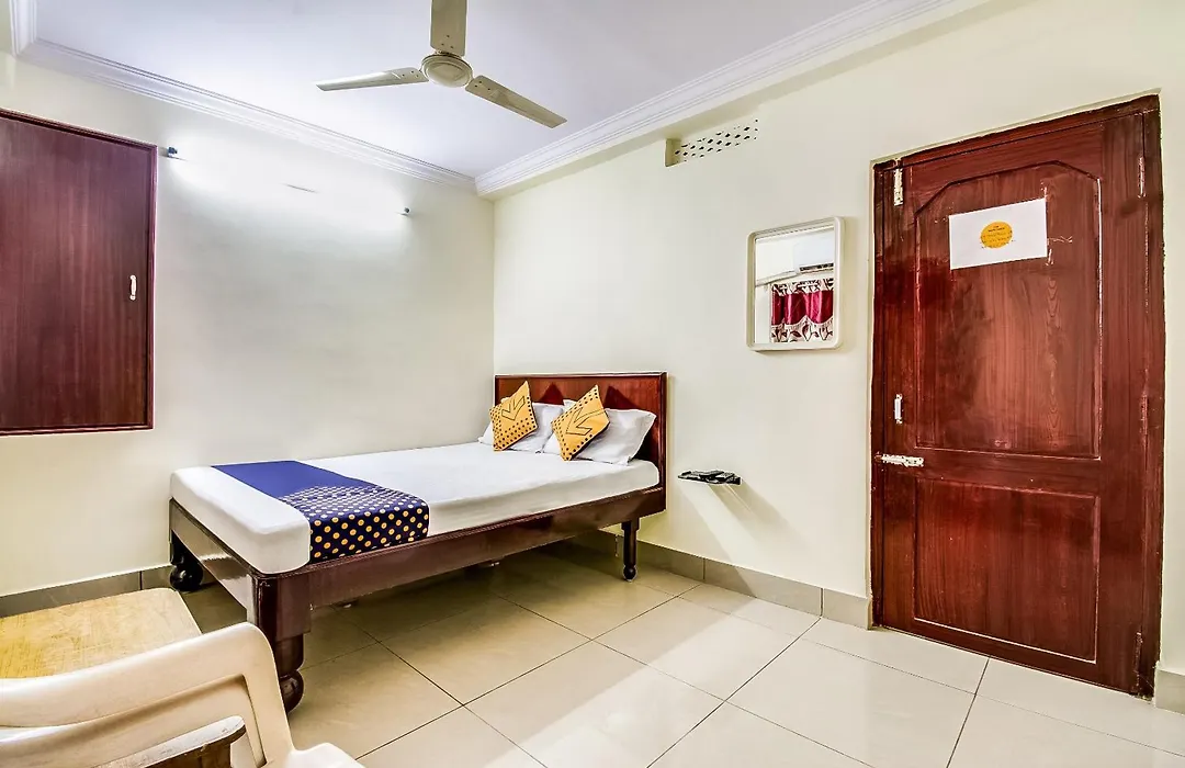 Spot On Sri Surya Lodge-1