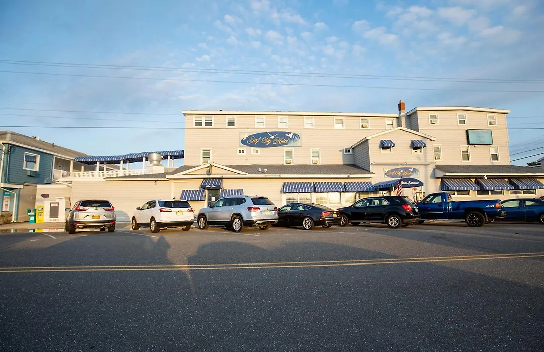 Surf City Hotel-1