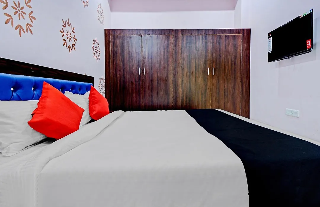 Hotel O Shree Govind Hotel-1