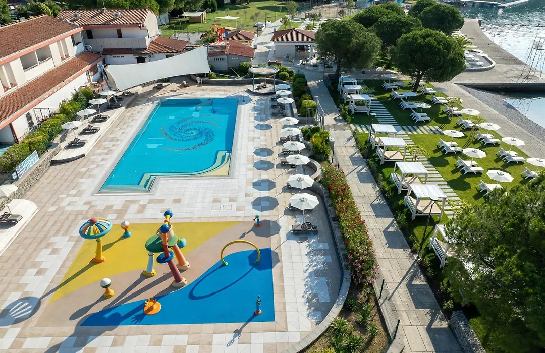 Hotel Vile Park Premium-1