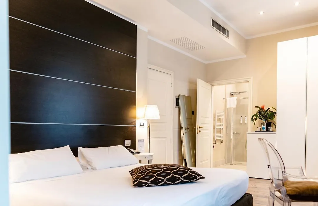 Townhouse 33 Boutique Hotel-1