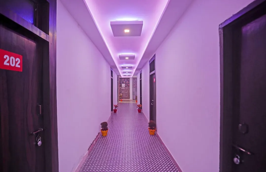 Hotel O Shri Nanadan Palace-1