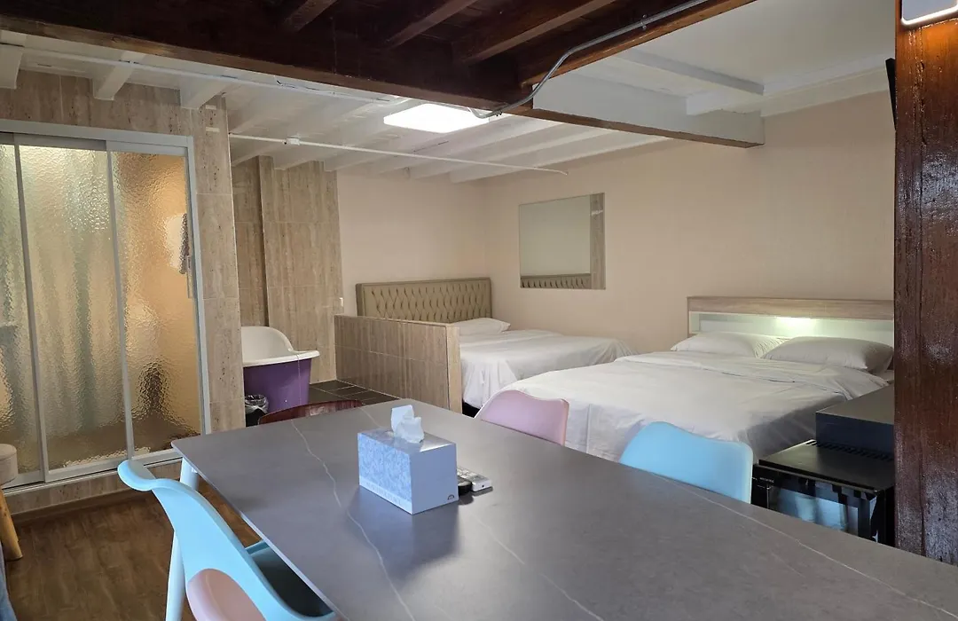 Woomigwan Hotel-1