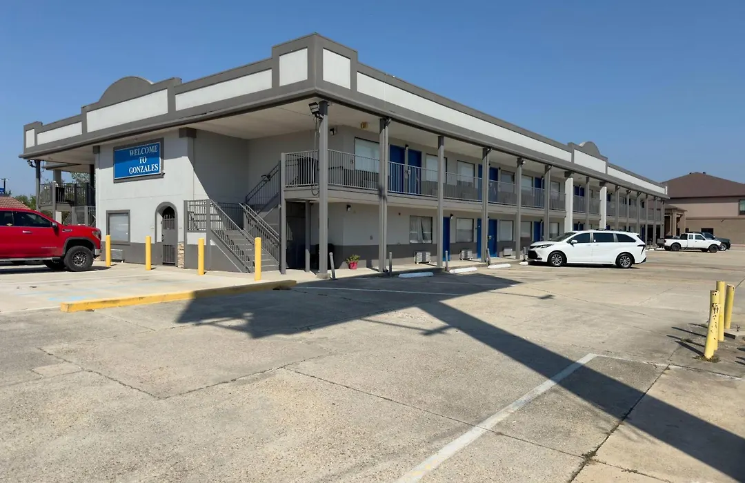 Days Inn By Wyndham Gonzales-1