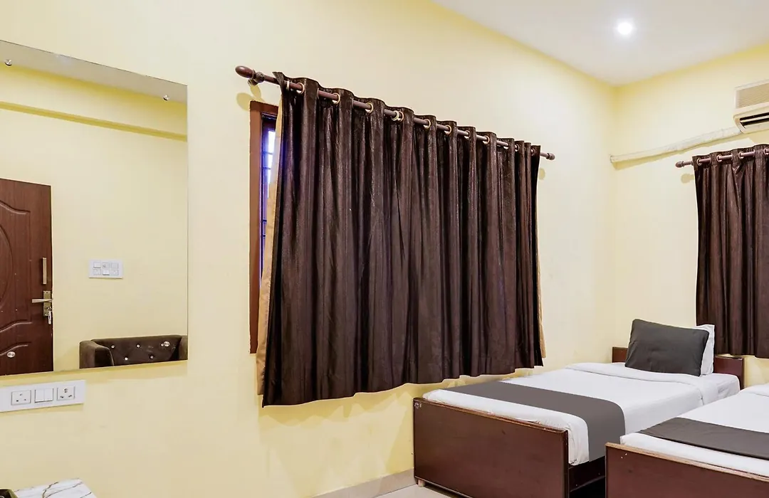 Hotel O Earth Hotel Vadapalani-1