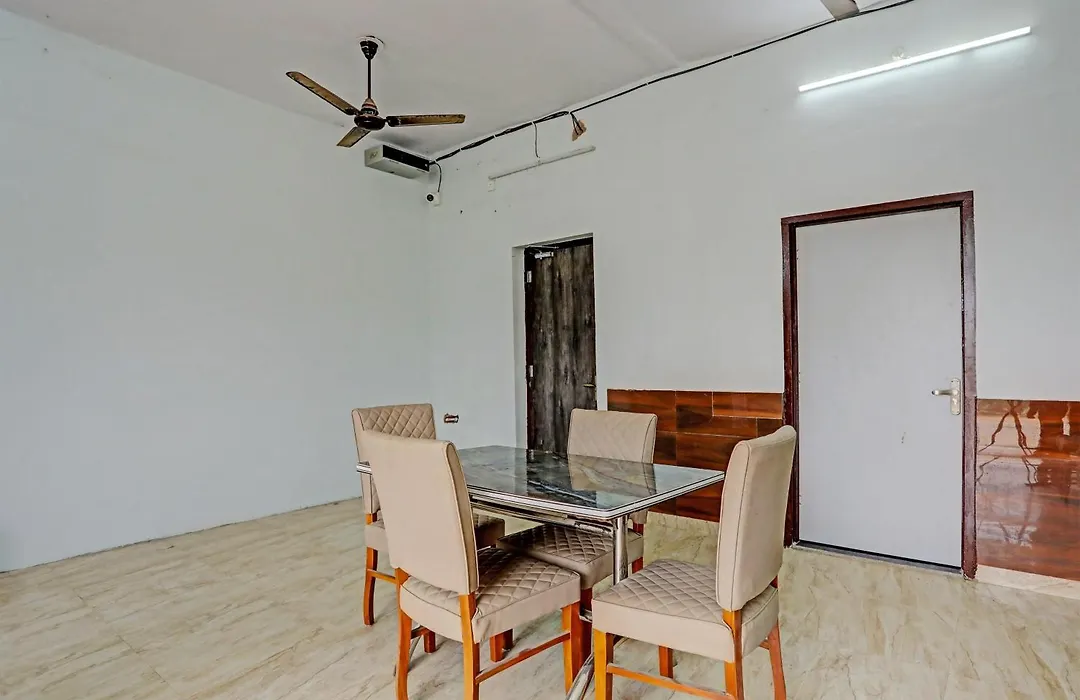 Super Oyo Hotel O Nidhivan Guest House-1