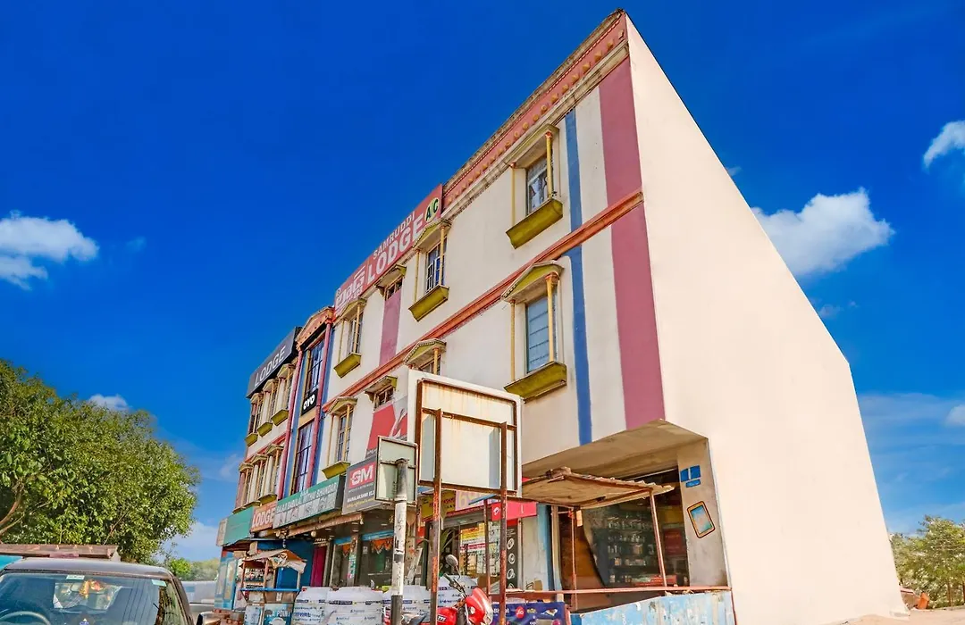 Oyo Flagship Hotel Samruddhi Lodge-1